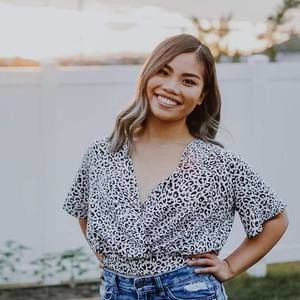 Meet your Posher, Leah